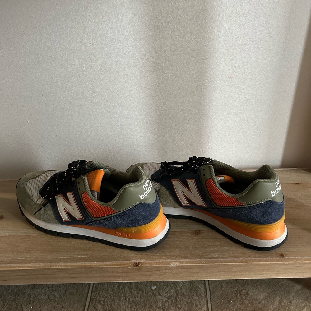 NEW BALANCE BRAND NEW 574D